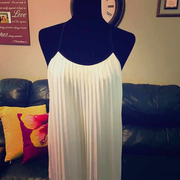 Luxe Apothetique Dresses & Skirts - Luxe Apothetique Cocktail Dress 👗